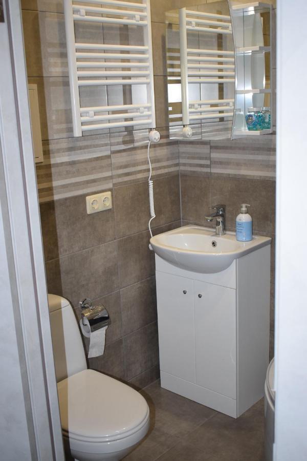 Kandavas Apartments Νταουγκαβπίλς Εξωτερικό φωτογραφία